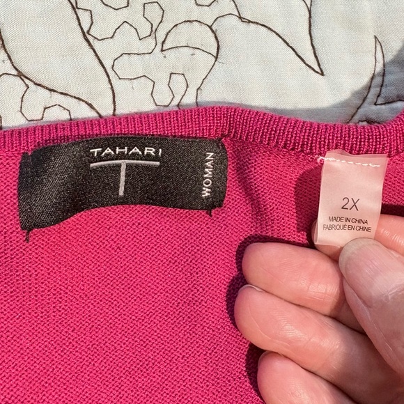 T TAHARI Magenta Long Sleeve Tunic Sweater Womens 2X💚 - Picture 8 of 10